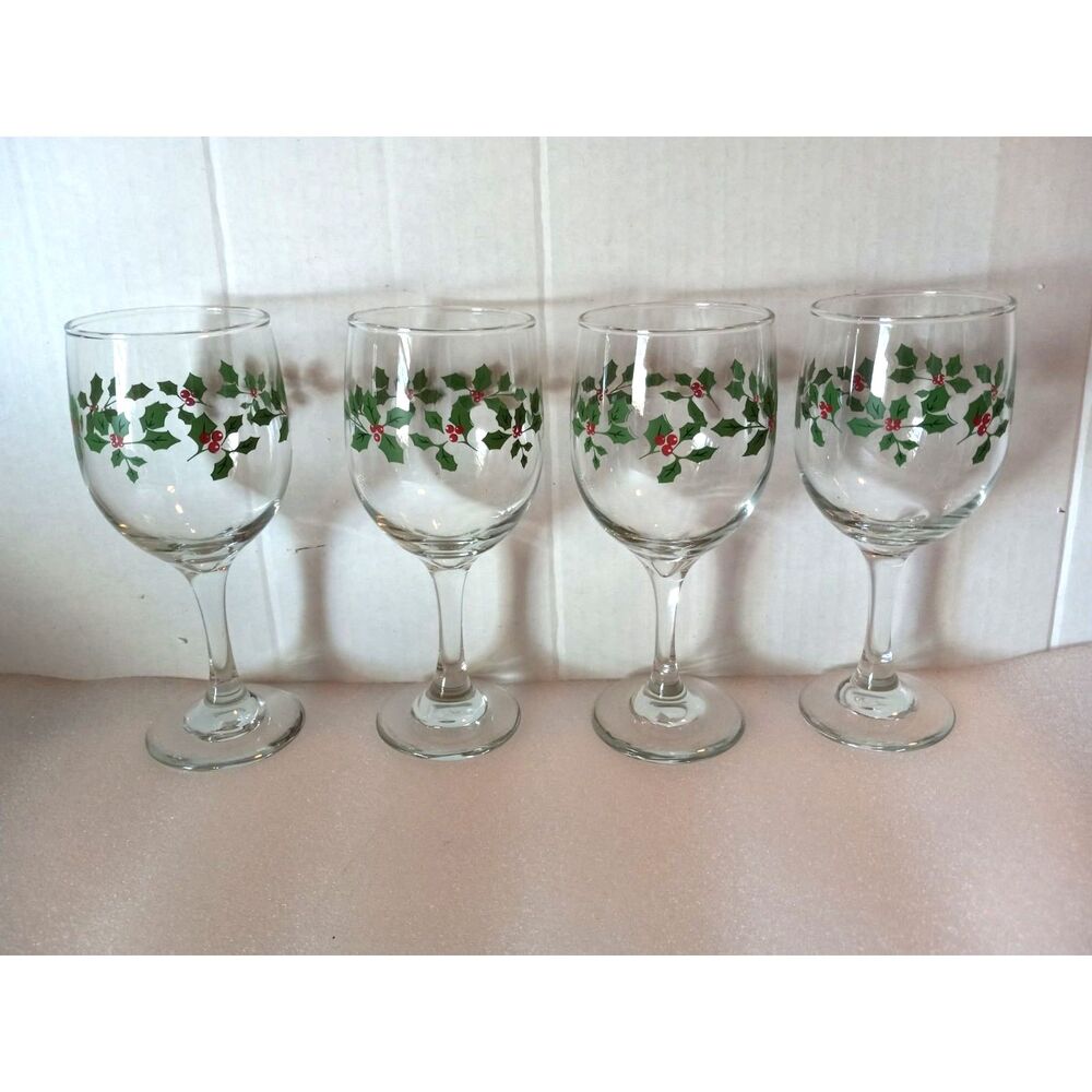 Set of 4 Libbey Style Holly Print Christmas Wine Glasses or Water Goblets
